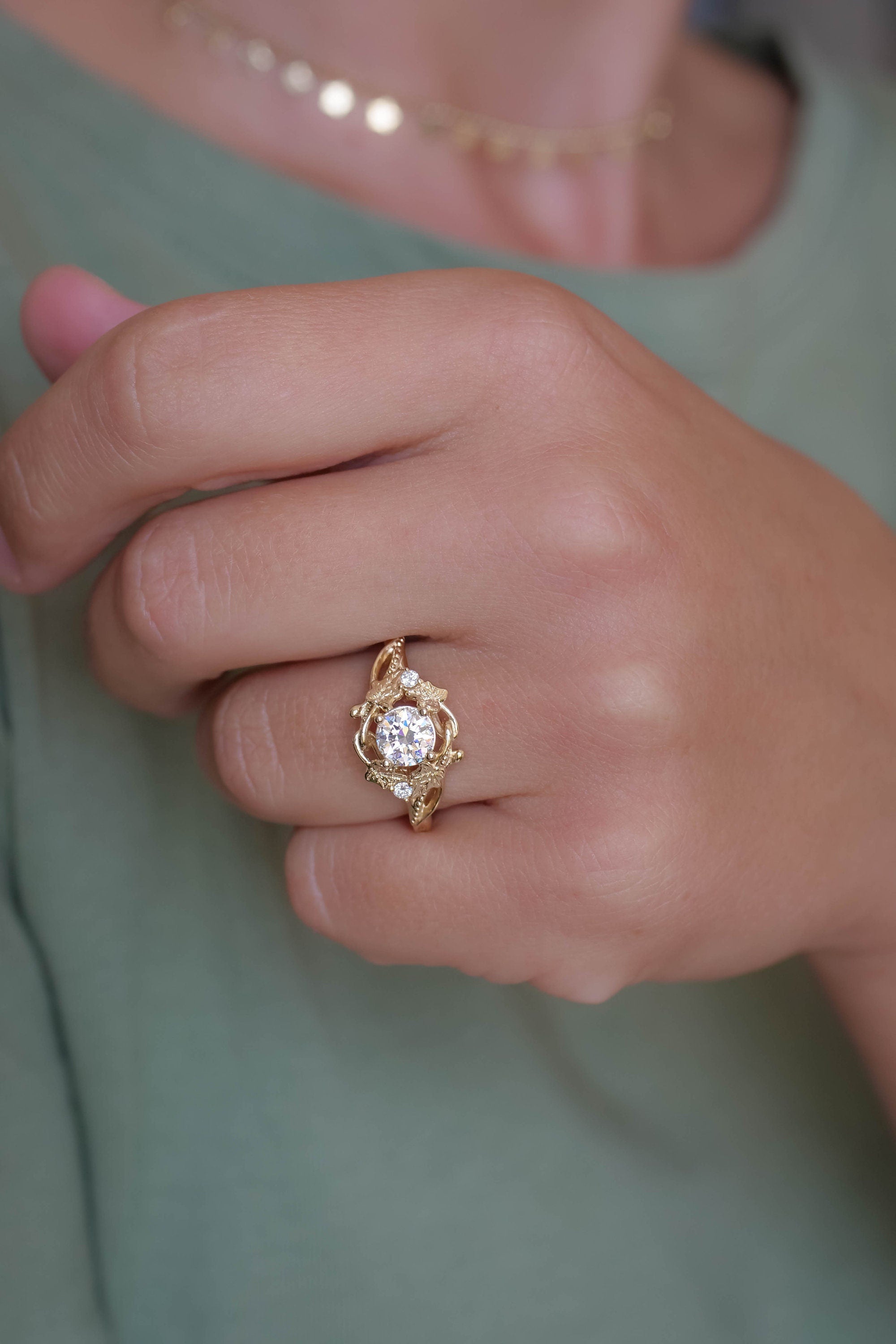 2.10 CT Lab Grown Diamond Ring for Nature Lovers