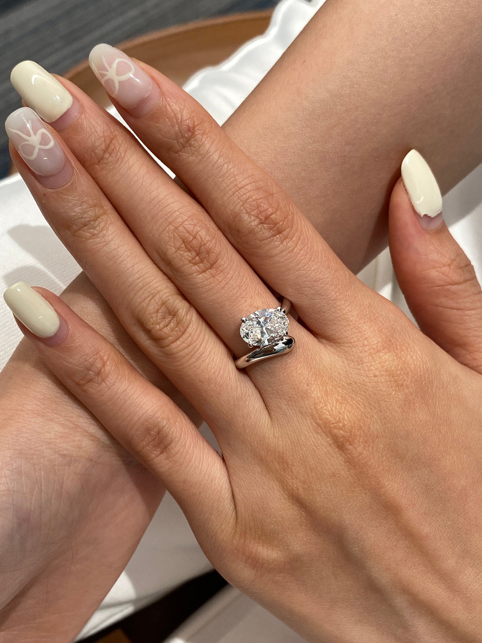 Pure elegance meets sparkle in this 3.25 CT ring