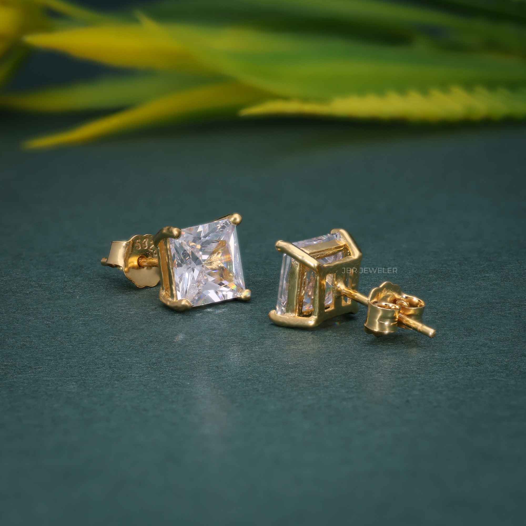 Princess Cut Lab Grown Diamond Screw Back Earring
